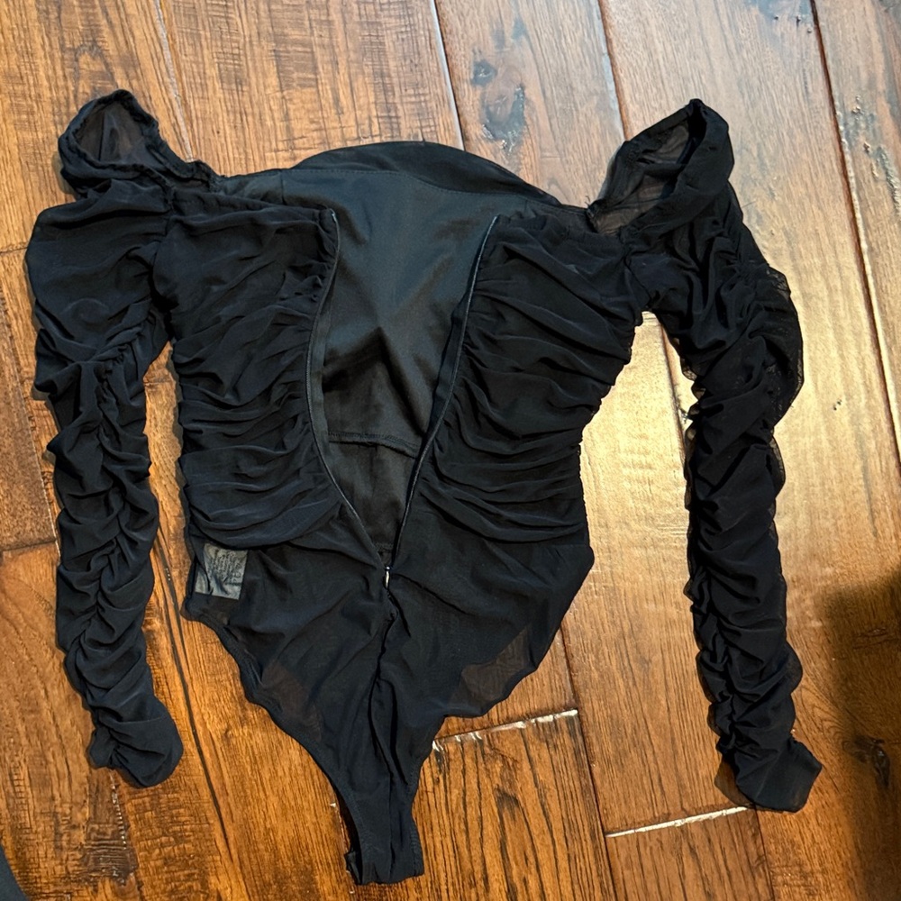 Princess Polly Ruched Bodysuit - Picture 4 of 4